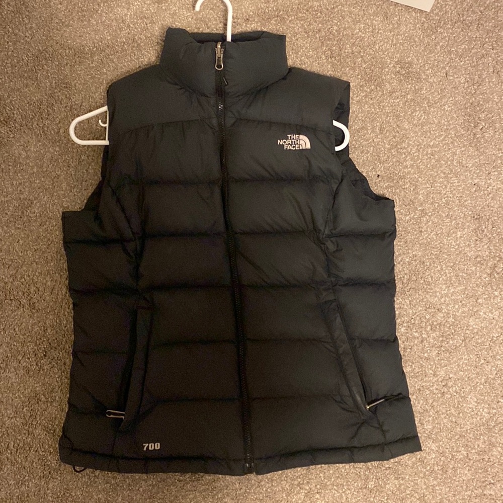 Black North face vest